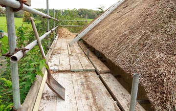 advantages of Walton Elm thatch roofing
